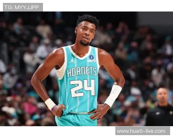 布兰登米勒下半场发力18分助球队逆转胜利展现出色状态